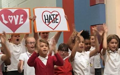 Children singing in last year's event