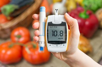 Shutterstock-488873683 Diabetic diet and healthy eating concept